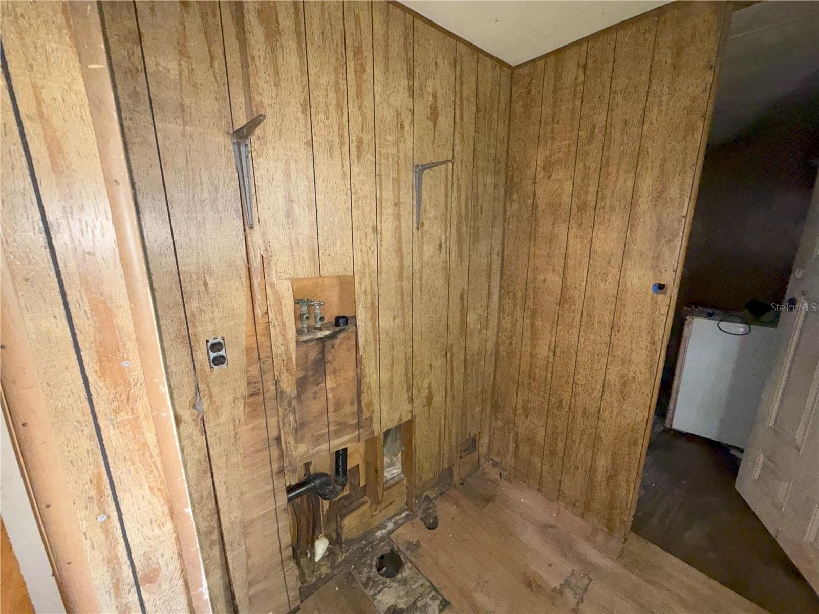 Image 19 of 21 For 5341 80 Street N