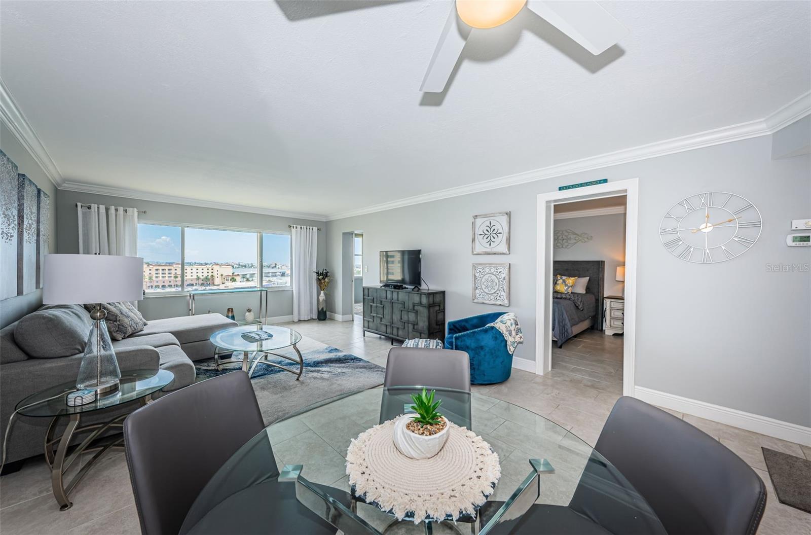 Image 12 of 55 For 4775 Cove Circle 904