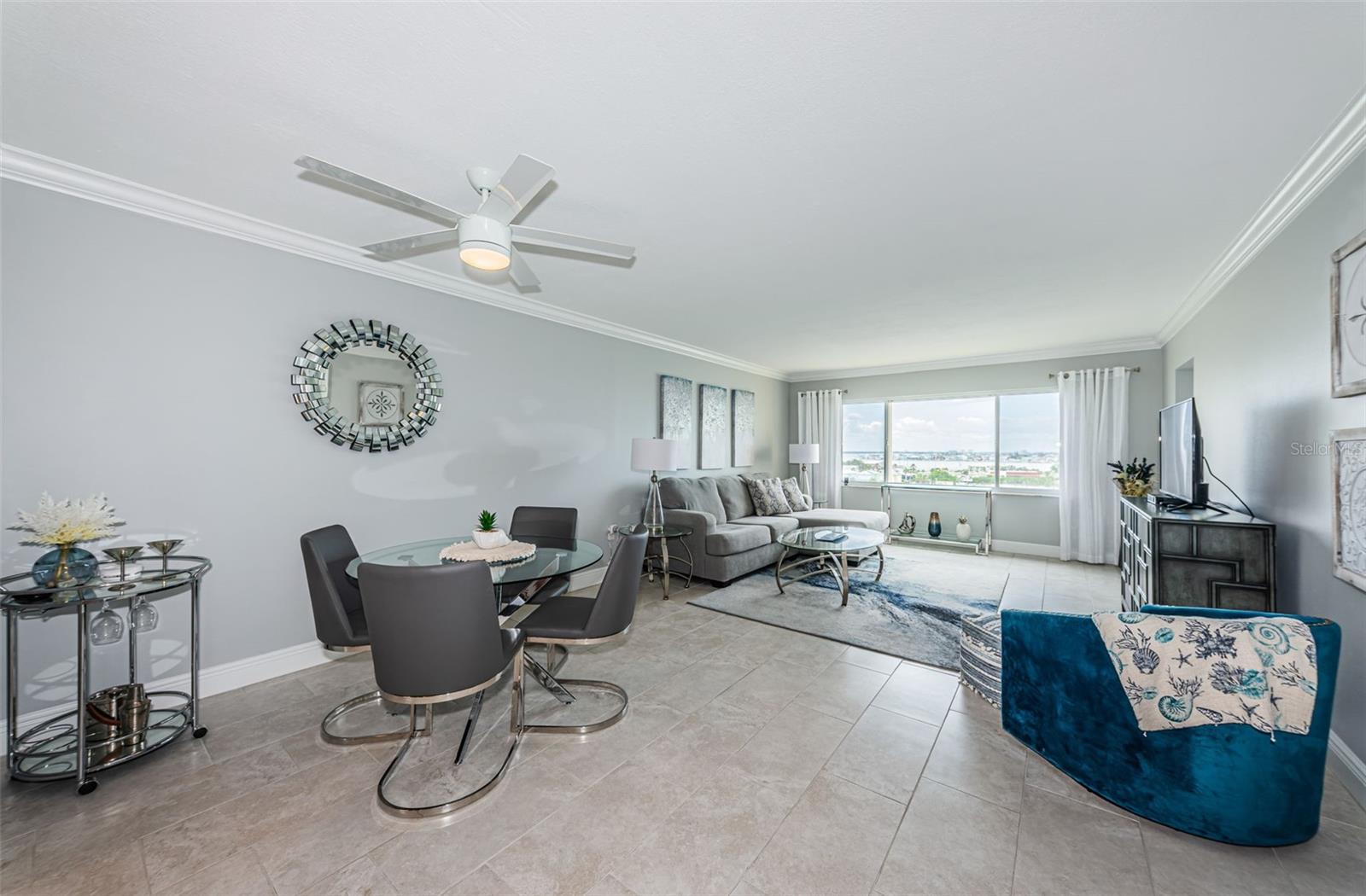 Image 13 of 55 For 4775 Cove Circle 904