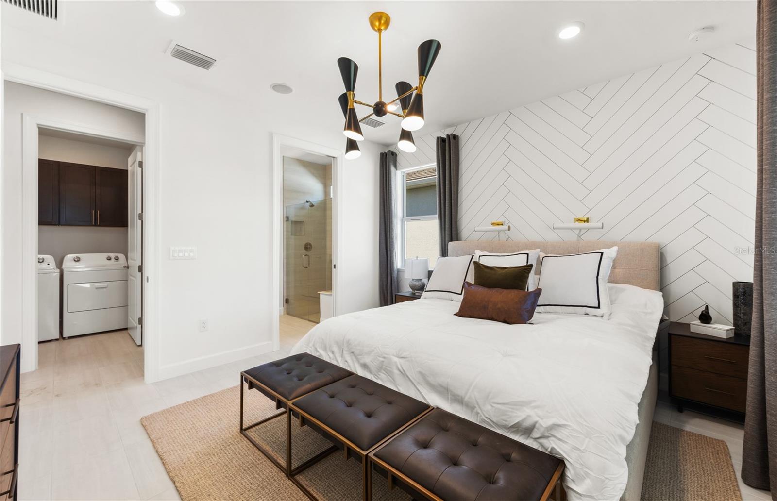 Image 16 of 41 For 10478 Sea Breeze Ridge Drive