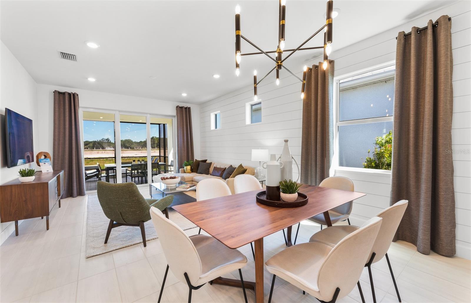 Image 9 of 41 For 10478 Sea Breeze Ridge Drive