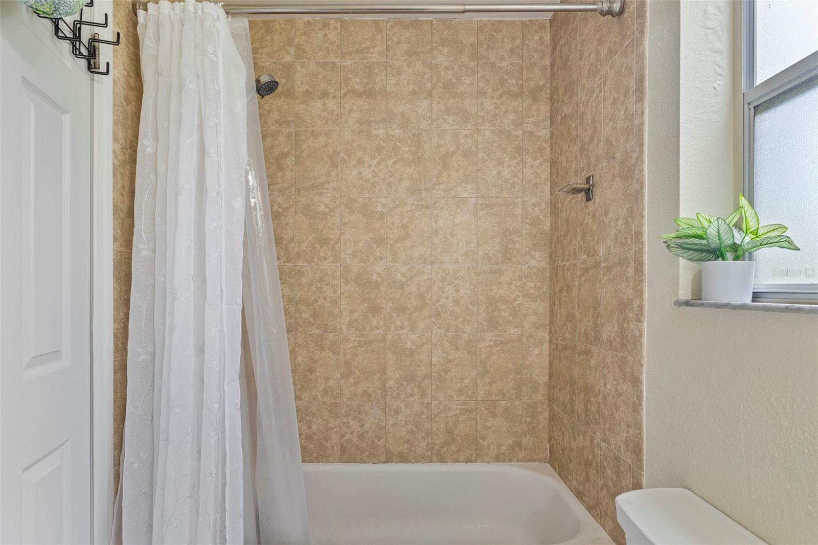 Image 15 of 25 For 5685 67th Avenue N 113