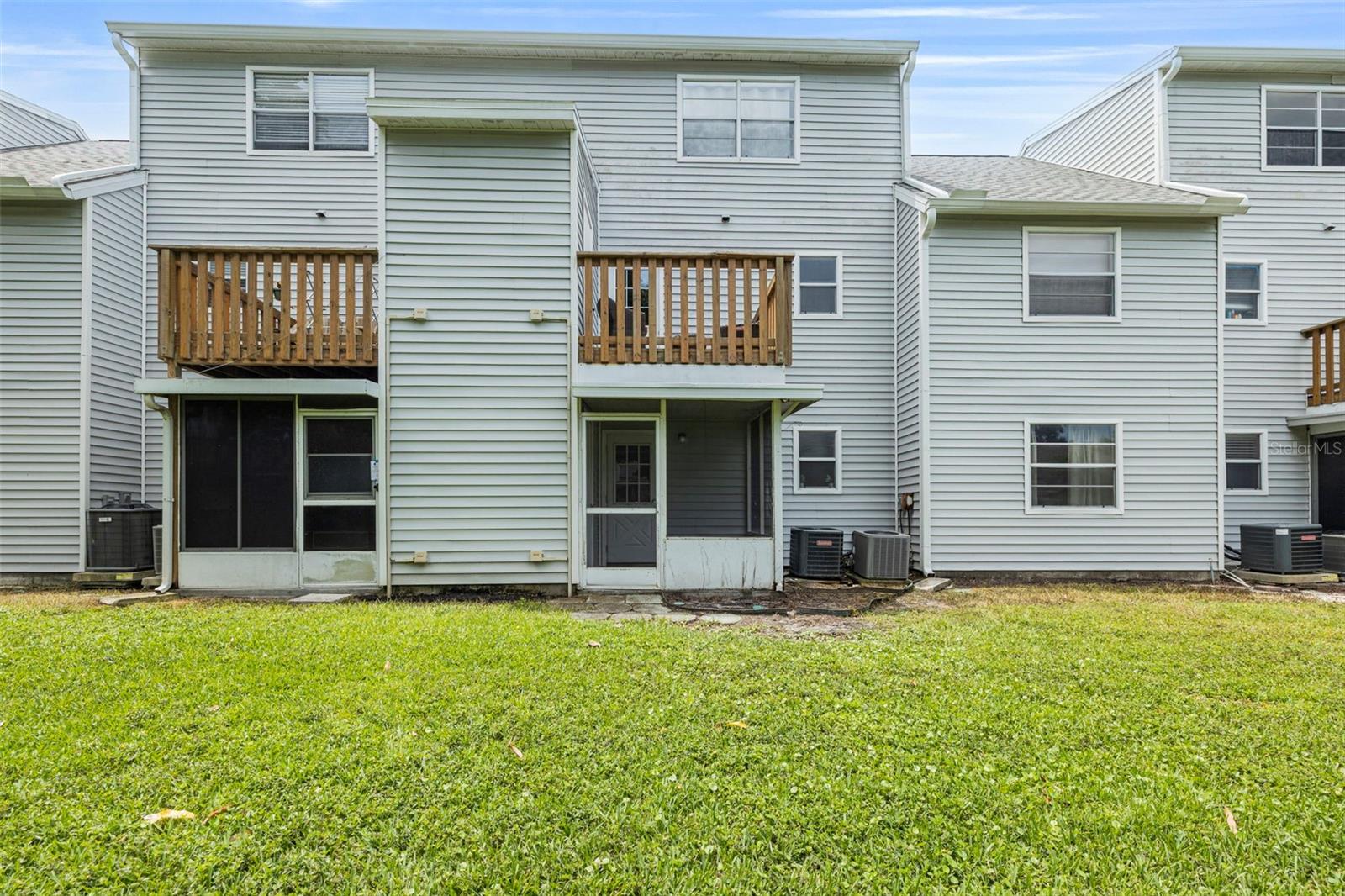 Image 19 of 25 For 5685 67th Avenue N 113