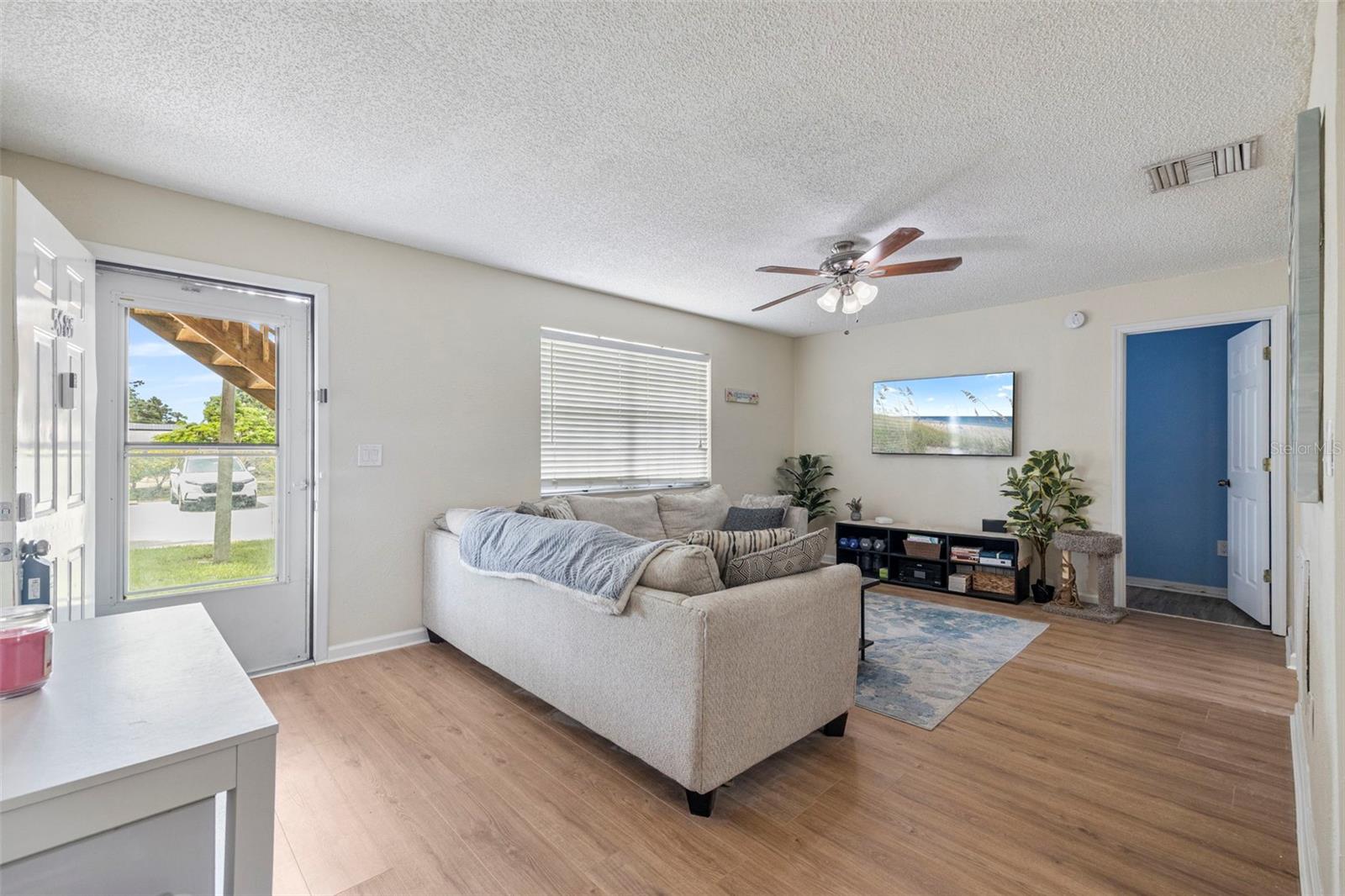 Image 3 of 25 For 5685 67th Avenue N 113