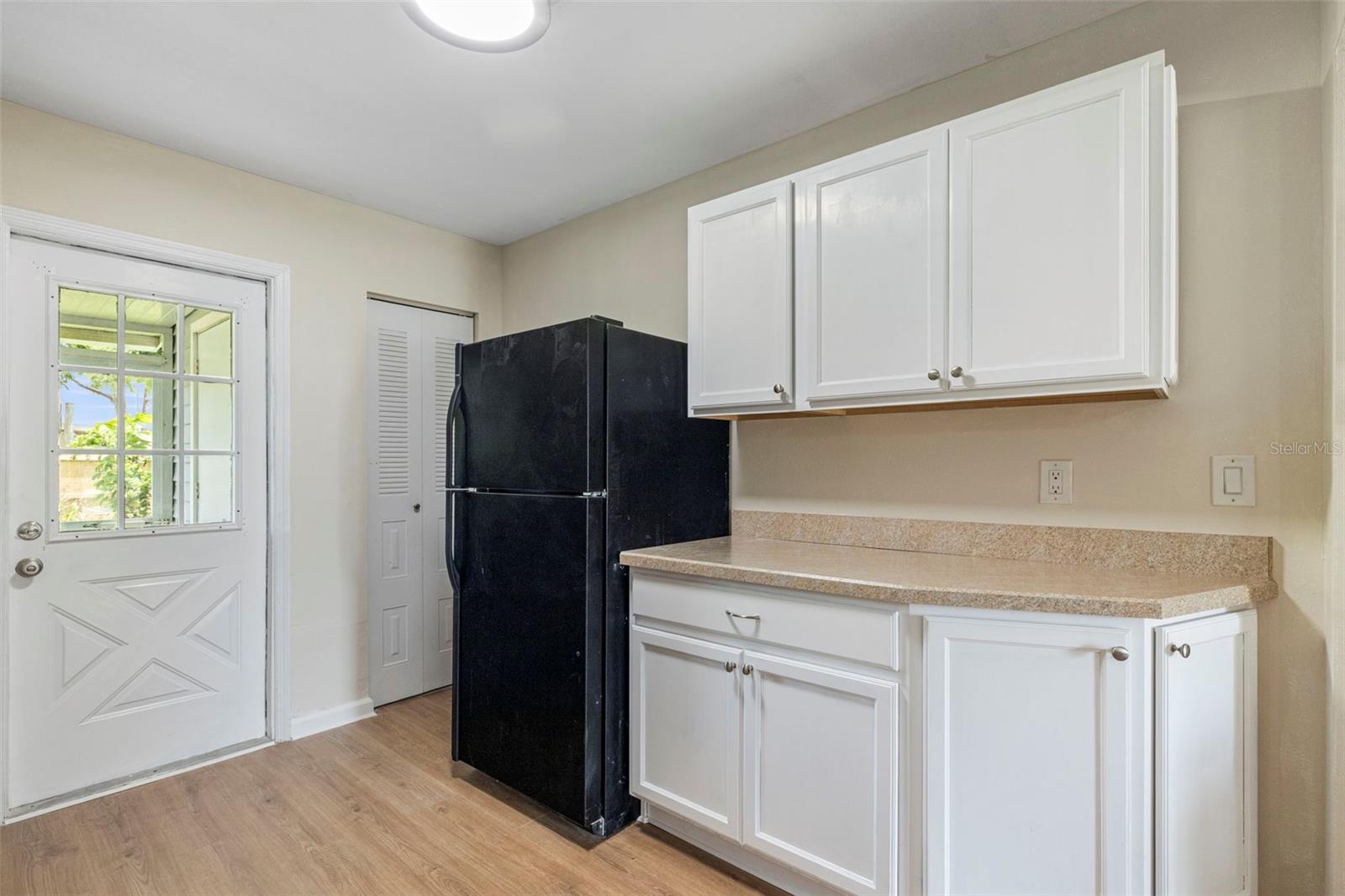 Image 7 of 25 For 5685 67th Avenue N 113