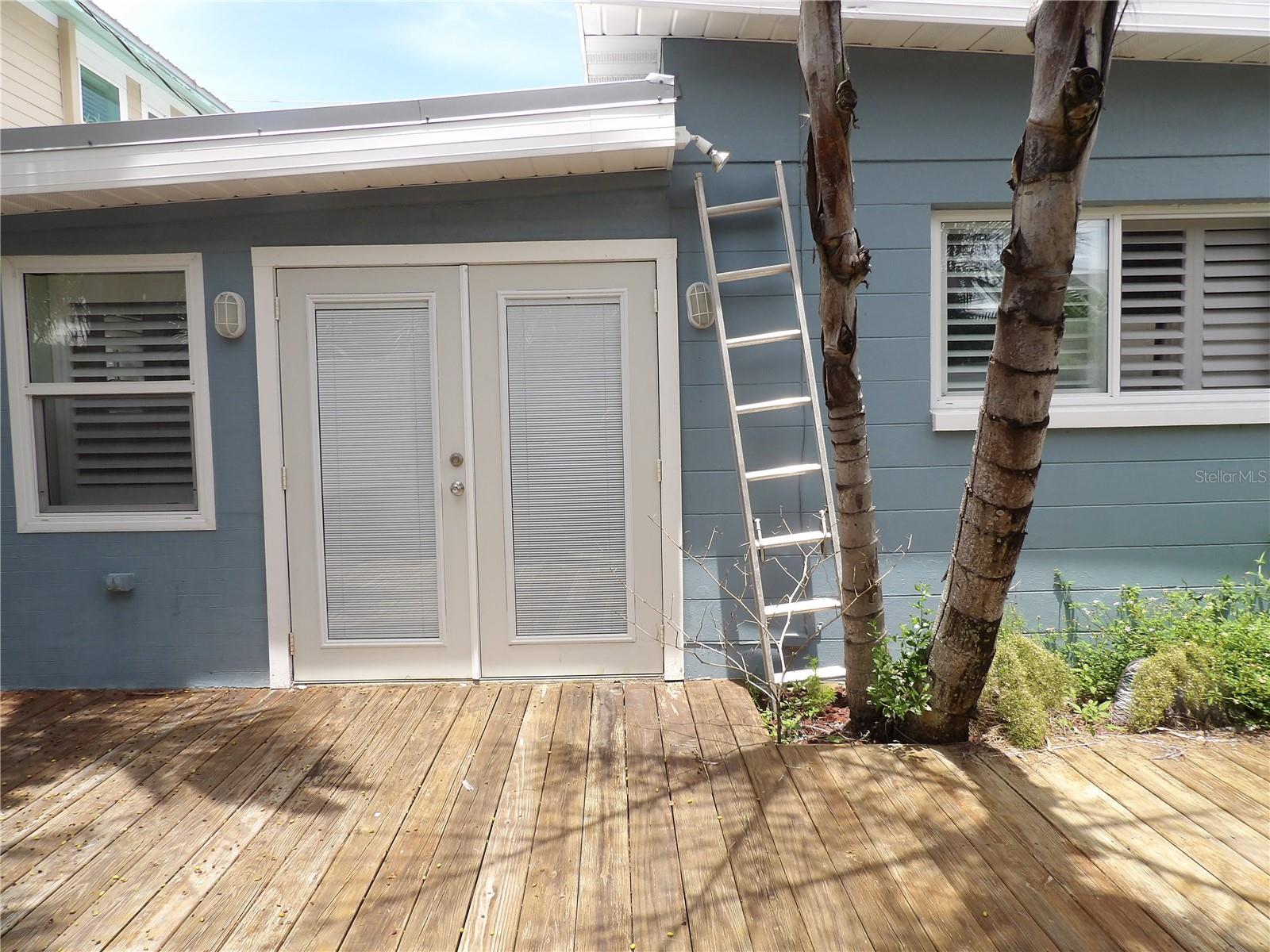 Image 11 of 15 For 14900 Bayshore Drive
