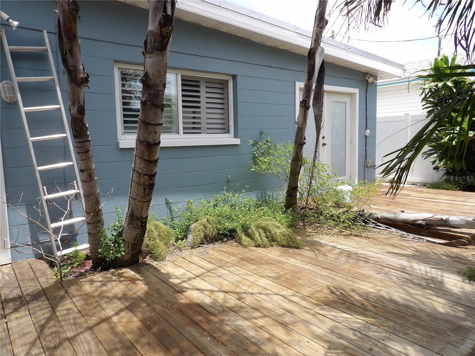 Image 13 of 15 For 14900 Bayshore Drive