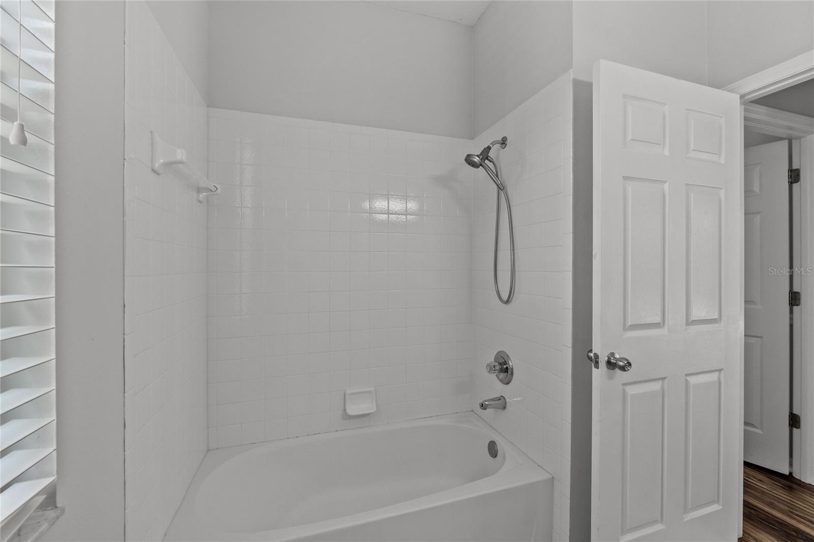 Image 40 of 60 For 15619 Shoal Creek Place