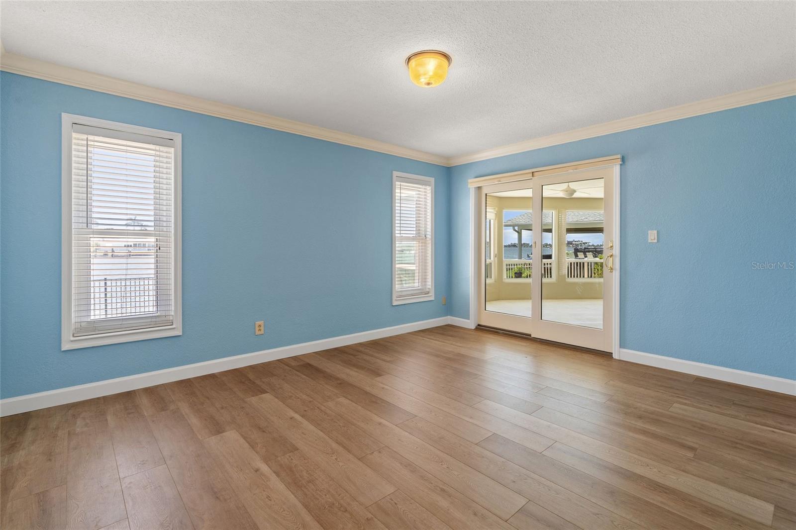 Image 23 of 42 For 5433 Oakhurst Drive