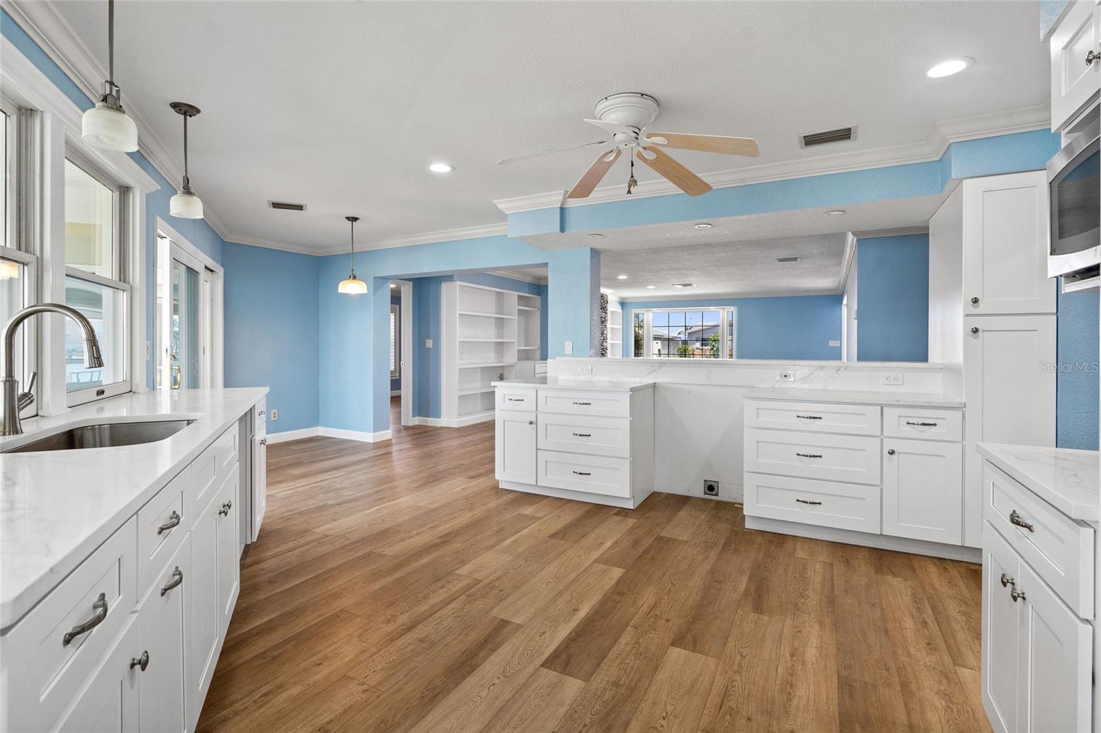Image 8 of 42 For 5433 Oakhurst Drive