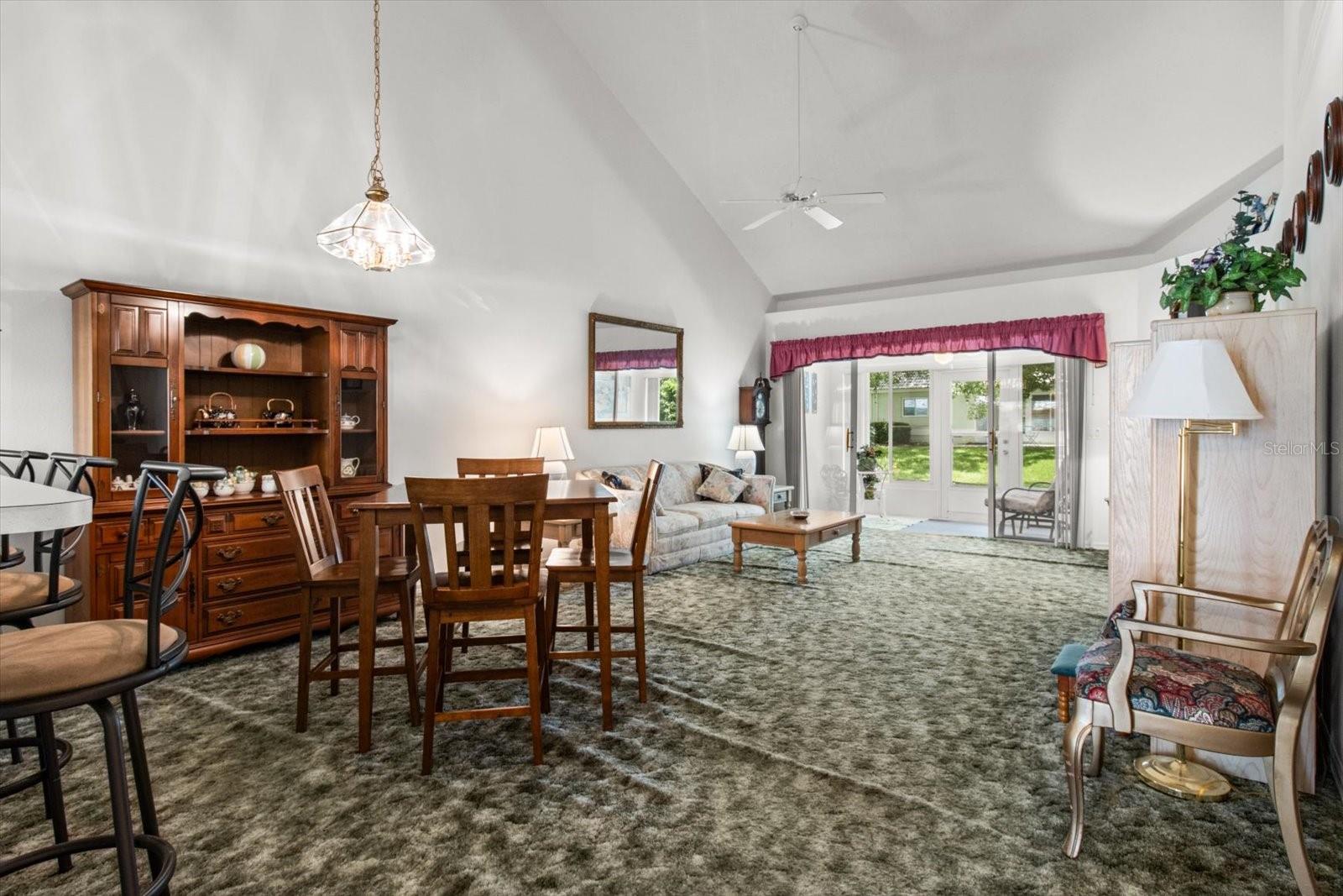 Image 11 of 46 For 824 Lanark Drive