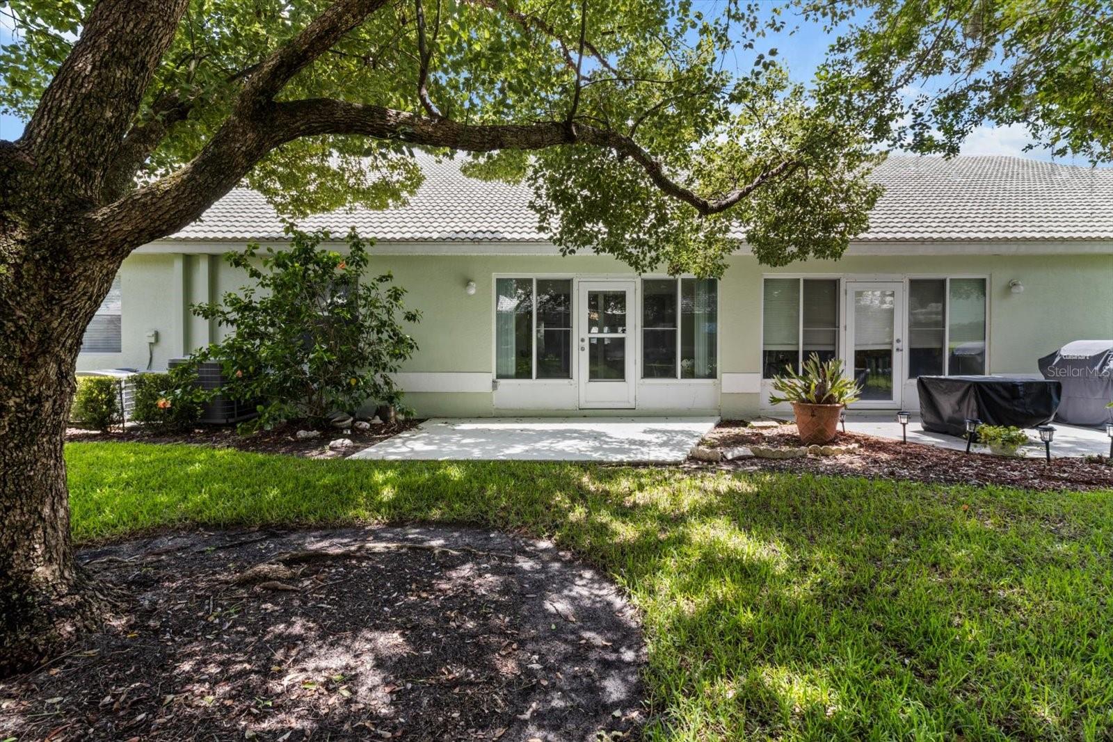 Image 33 of 46 For 824 Lanark Drive