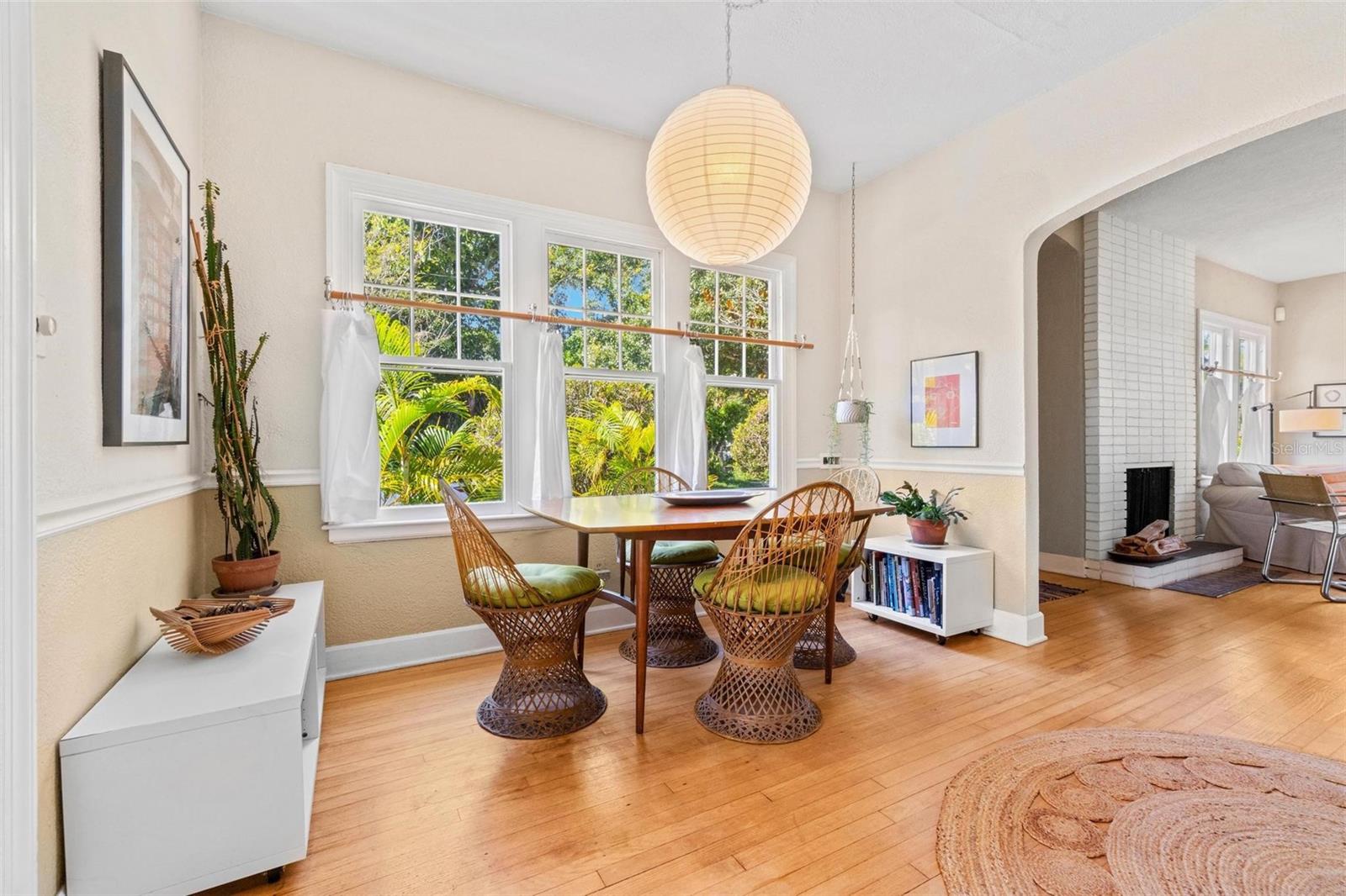 Image 11 of 42 For 629 24th Avenue N