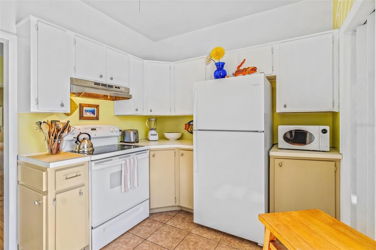 Image 16 of 42 For 629 24th Avenue N