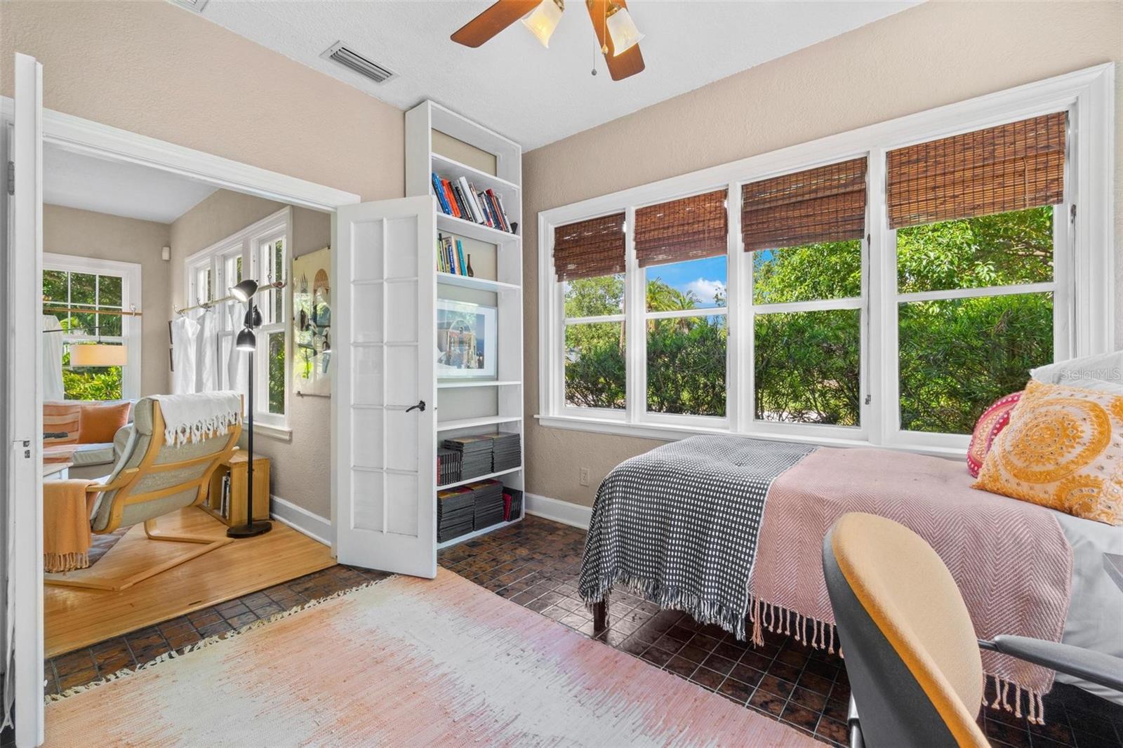 Image 18 of 42 For 629 24th Avenue N