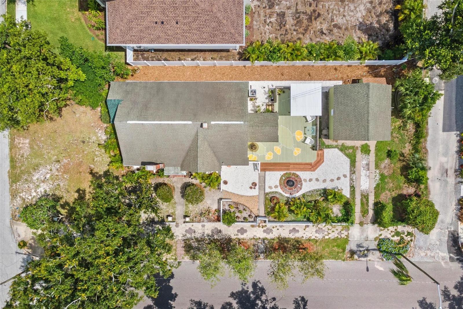 Image 40 of 42 For 629 24th Avenue N