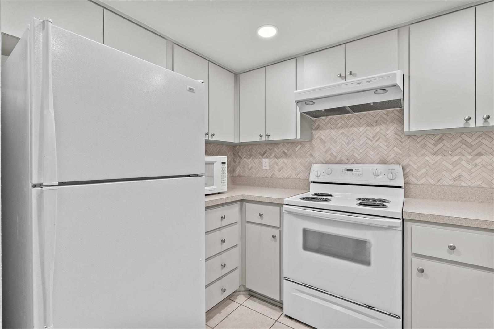 Image 14 of 42 For 300 Florida Avenue 500c