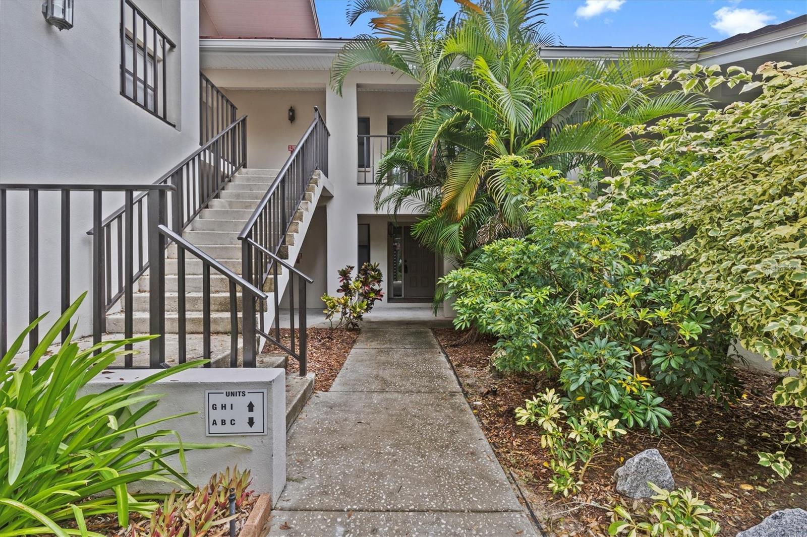 Image 3 of 42 For 300 Florida Avenue 500c