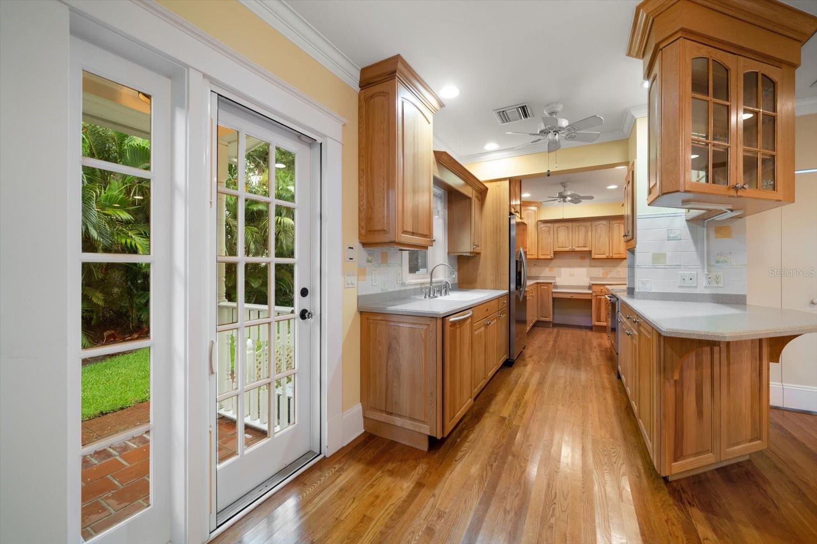 Image 10 of 43 For 239 Florida Avenue