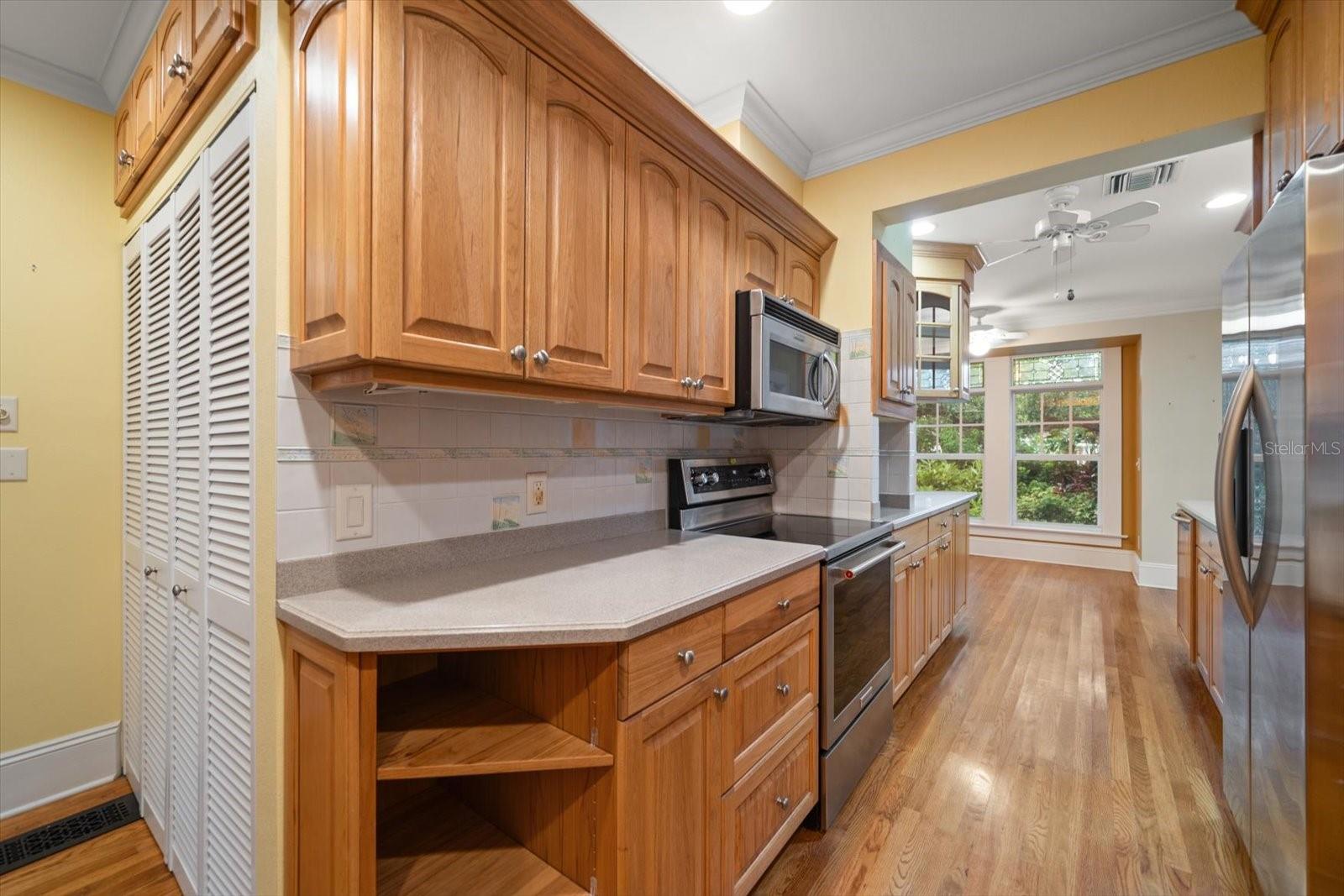 Image 13 of 43 For 239 Florida Avenue