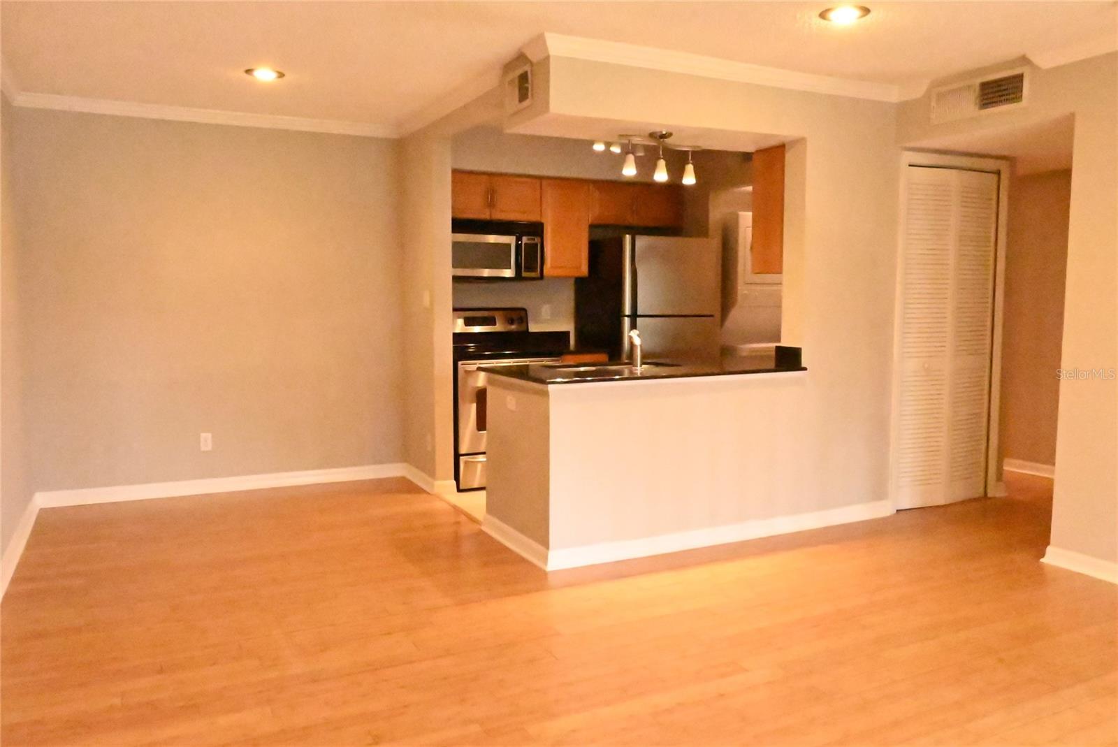 Image 3 of 18 For 500 Belcher Road S 234