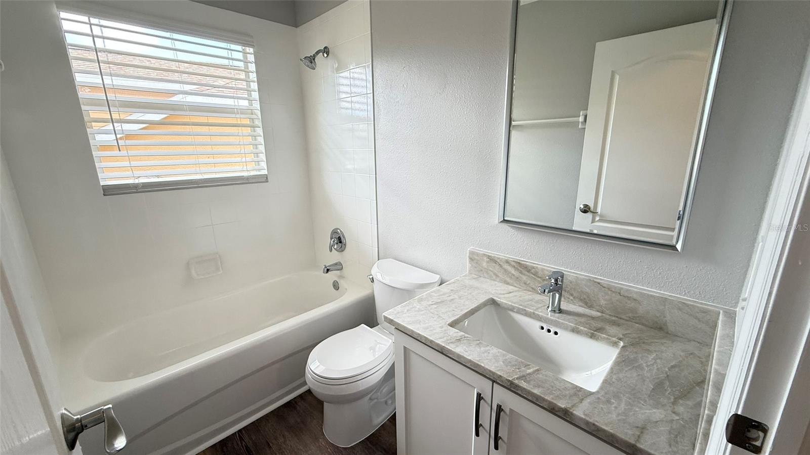 Image 26 of 41 For 20227 Vintage Oaks Place
