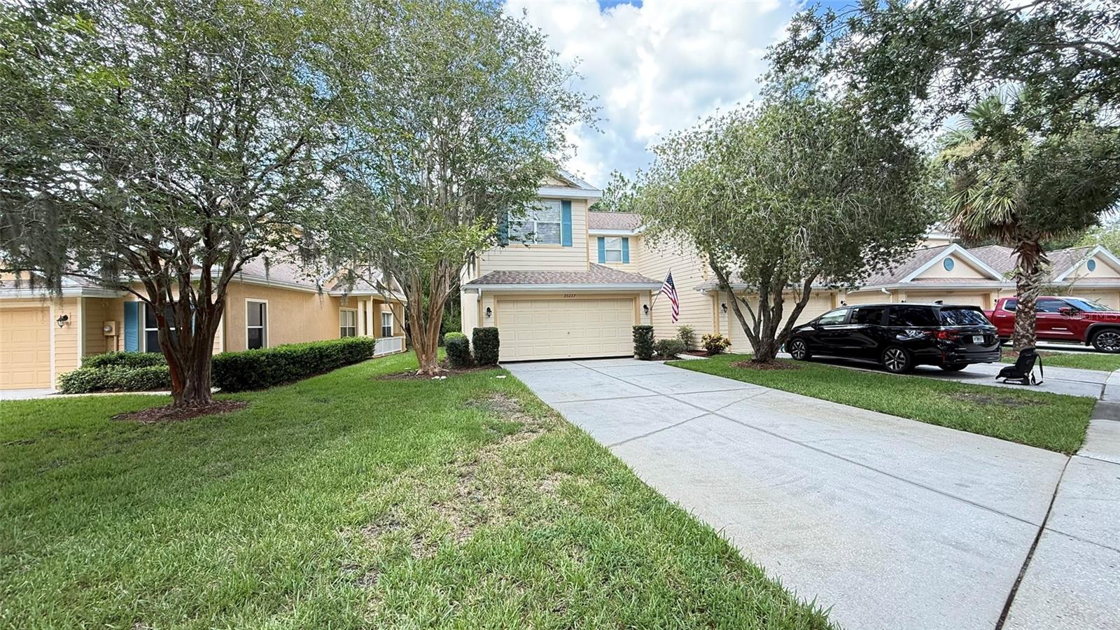 Image 3 of 41 For 20227 Vintage Oaks Place