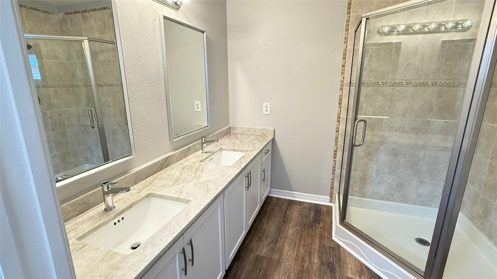 Image 33 of 41 For 20227 Vintage Oaks Place