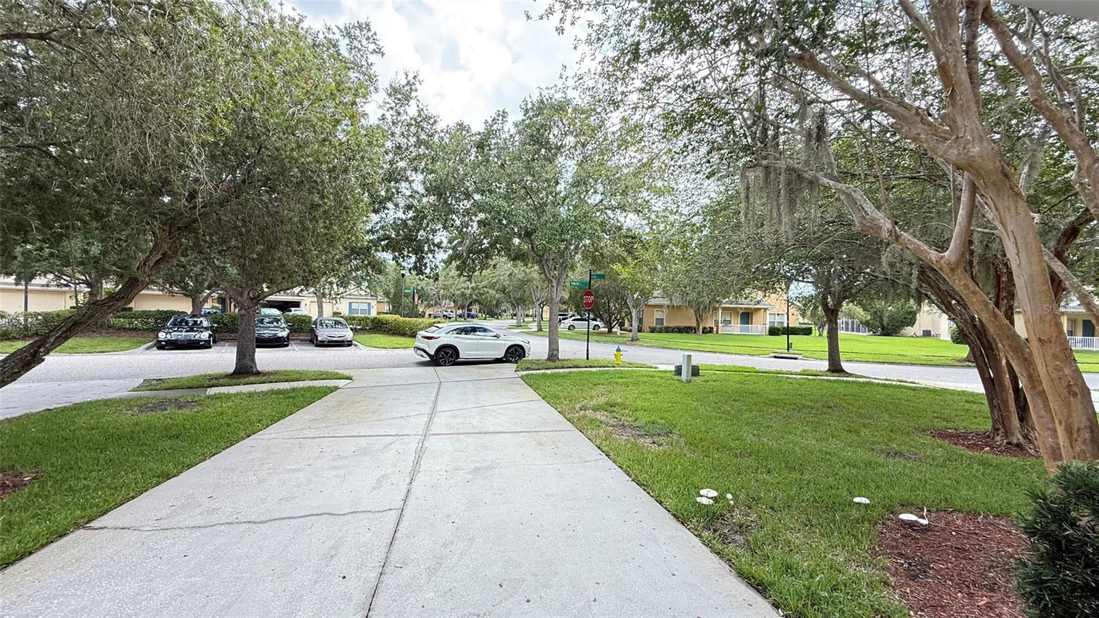 Image 6 of 41 For 20227 Vintage Oaks Place