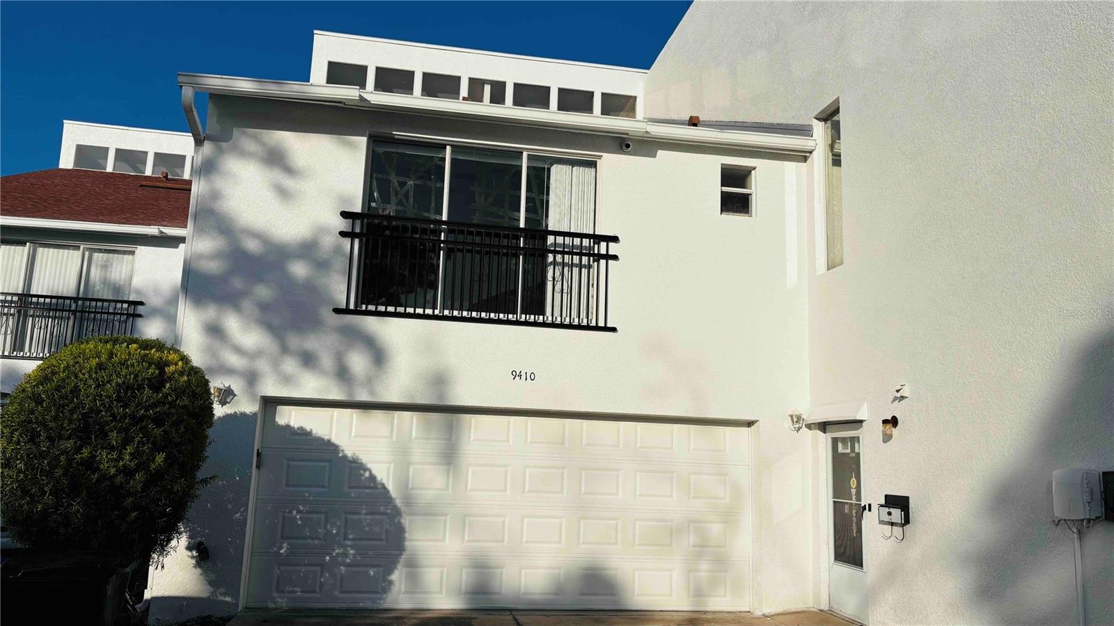 Image 31 of 33 For 9410 Citrus Glen Place