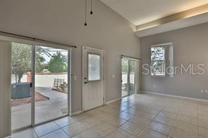 Image 4 of 33 For 9410 Citrus Glen Place
