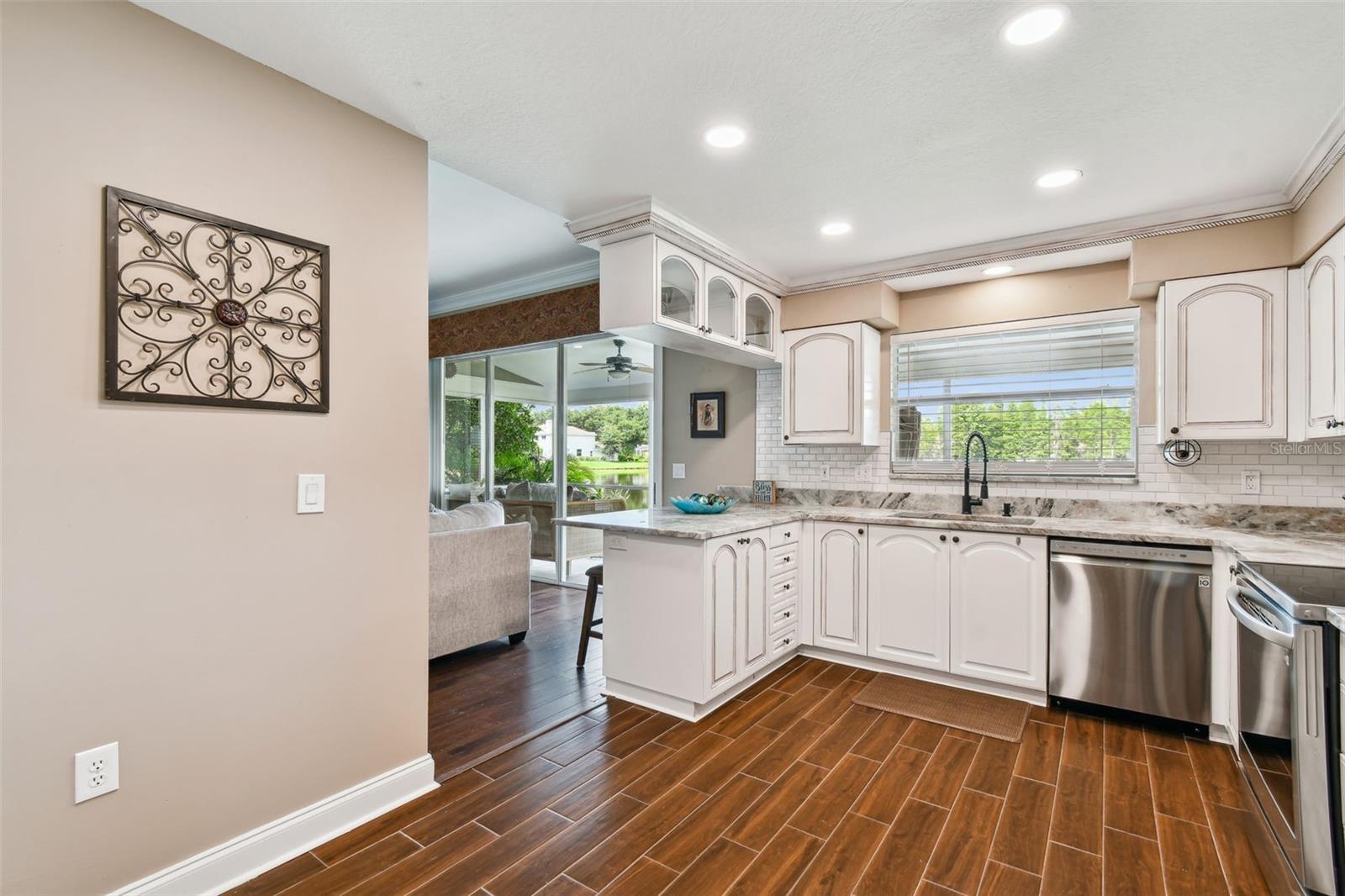 Image 15 of 100 For 17737 Esprit Drive