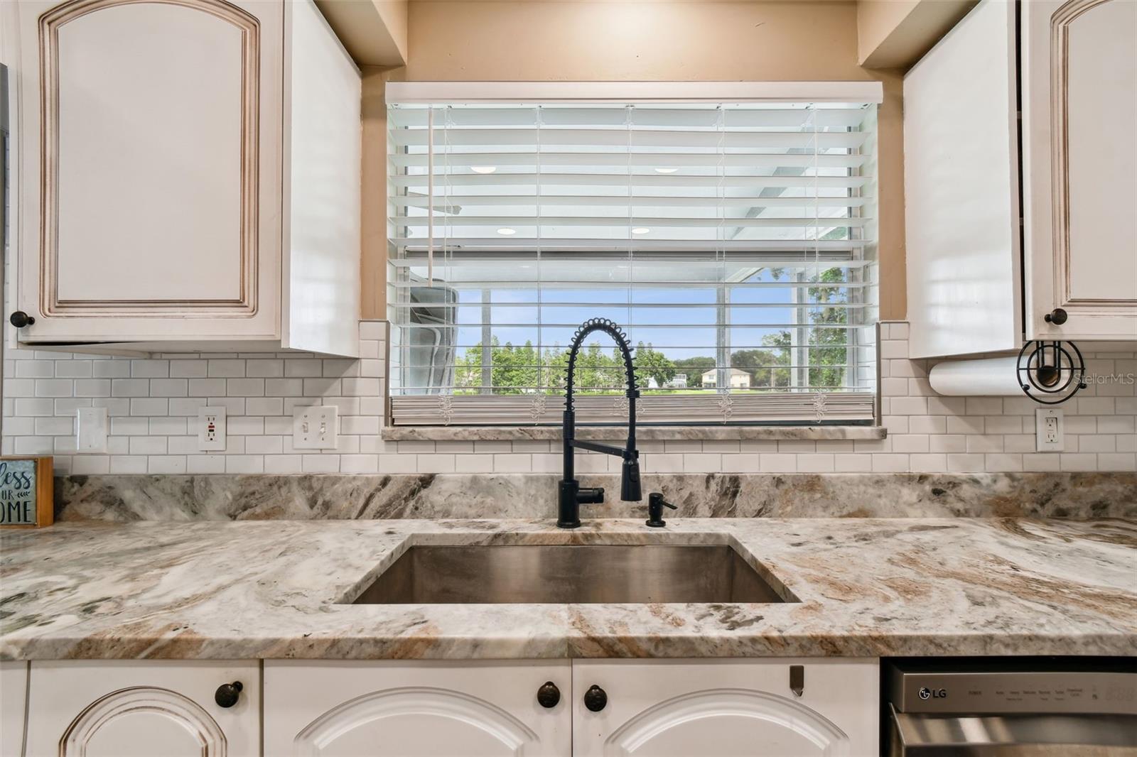 Image 19 of 100 For 17737 Esprit Drive