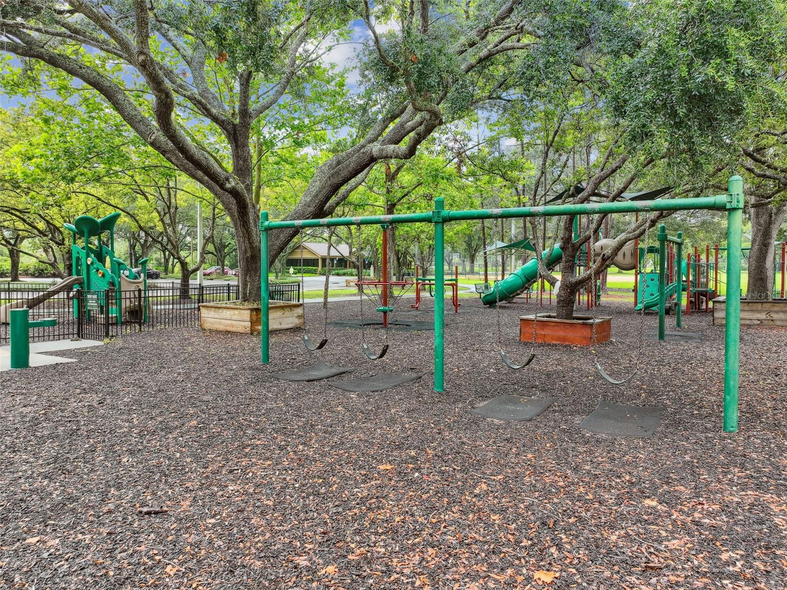 Image 94 of 100 For 17737 Esprit Drive