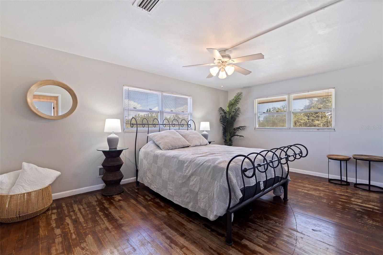 Image 11 of 37 For 1416 83rd Avenue N