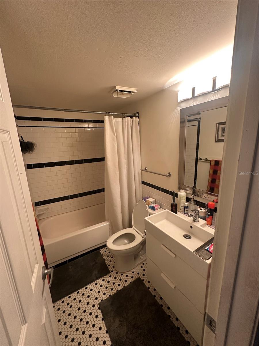 Image 21 of 26 For 2625 State Road 590  2423