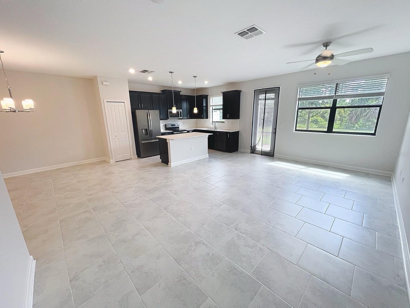 Image 18 of 61 For 1247 Payne Stewart Drive