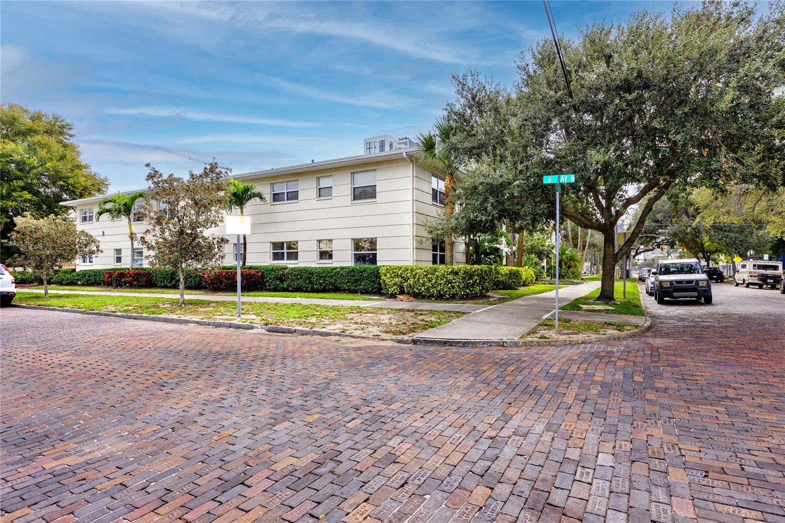 Image 15 of 28 For 555 3rd Street N 13