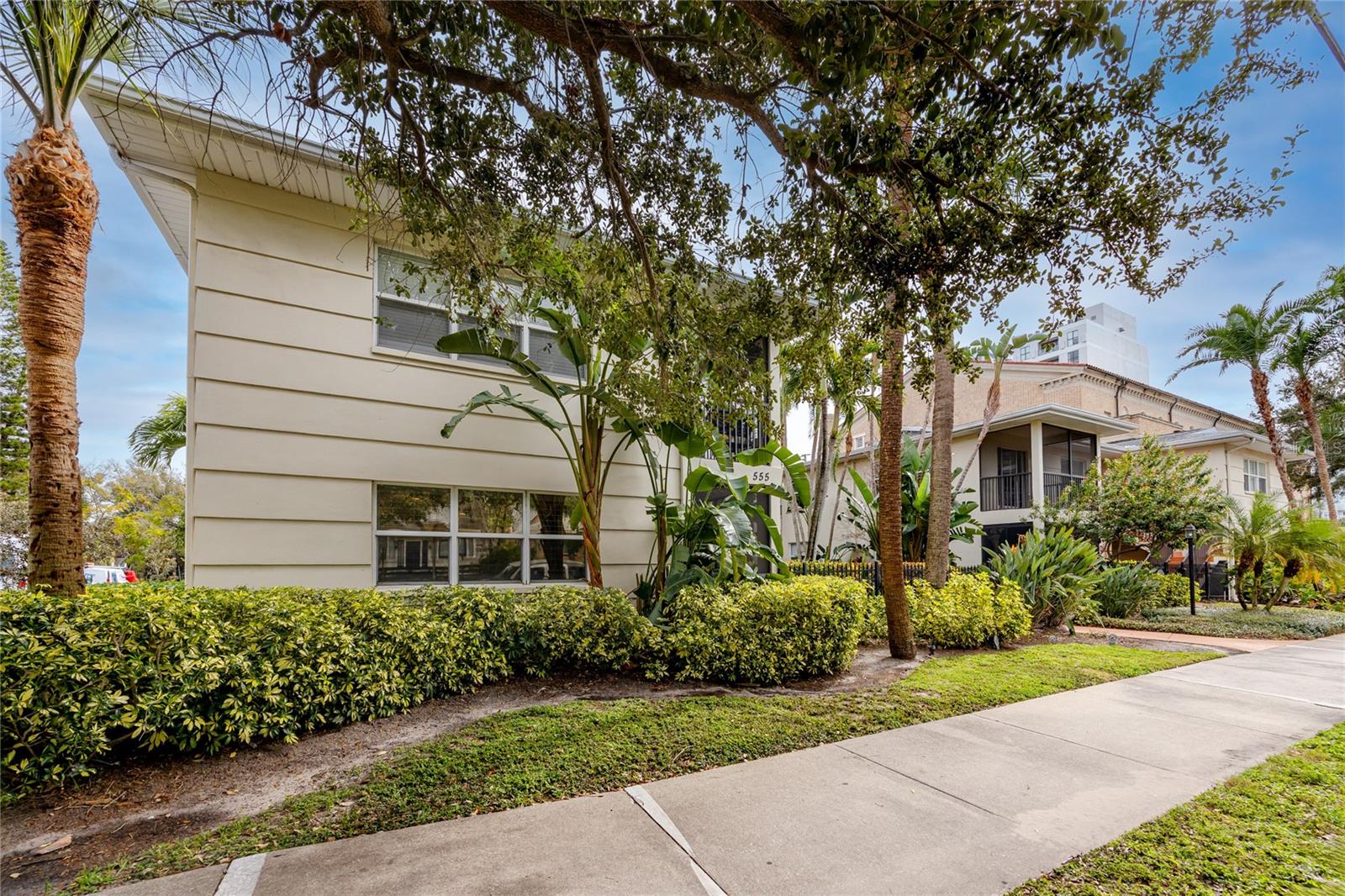 Image 18 of 28 For 555 3rd Street N 13