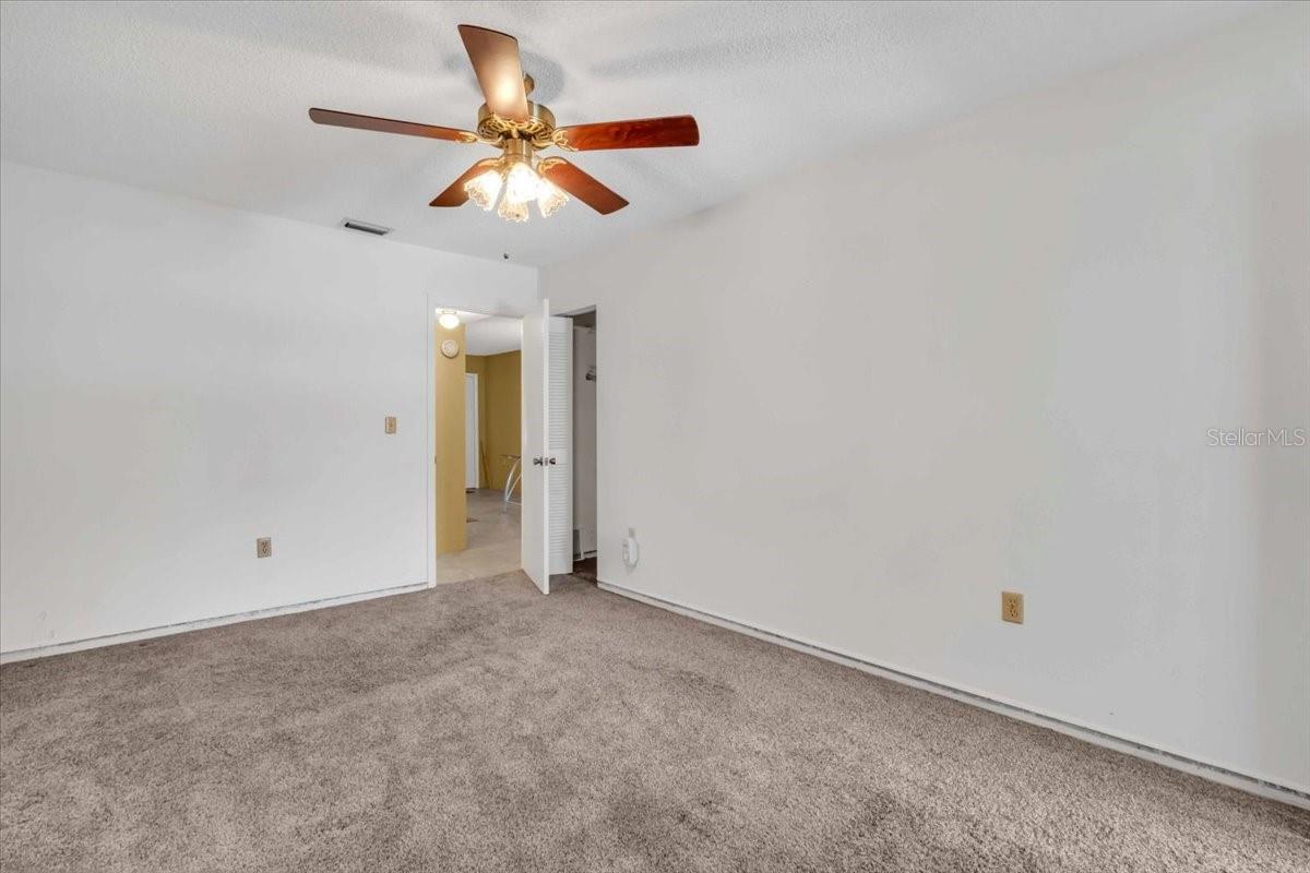Image 18 of 24 For 10037 62nd Terrace N 21