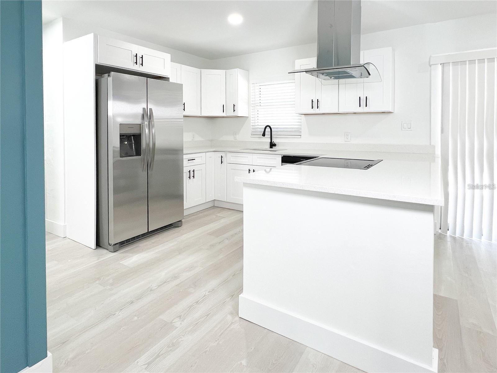 Image 10 of 25 For 1757 Tyrone Boulevard N