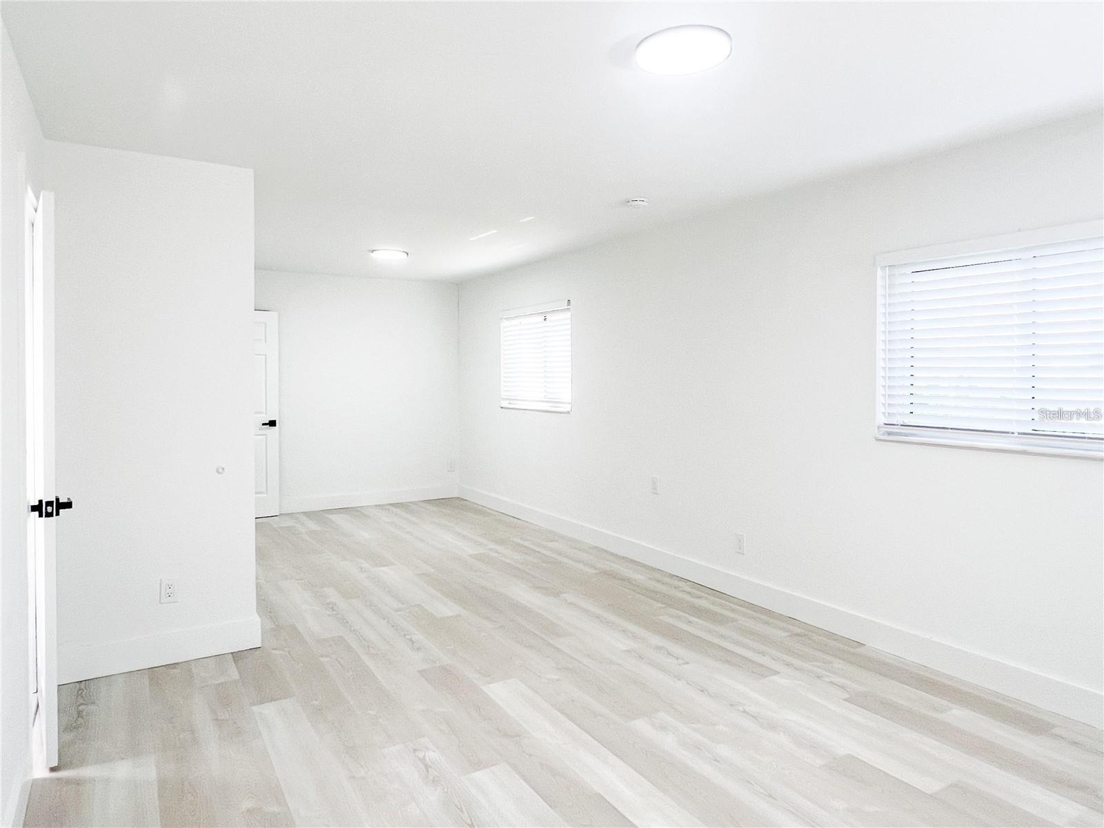 Image 23 of 25 For 1757 Tyrone Boulevard N