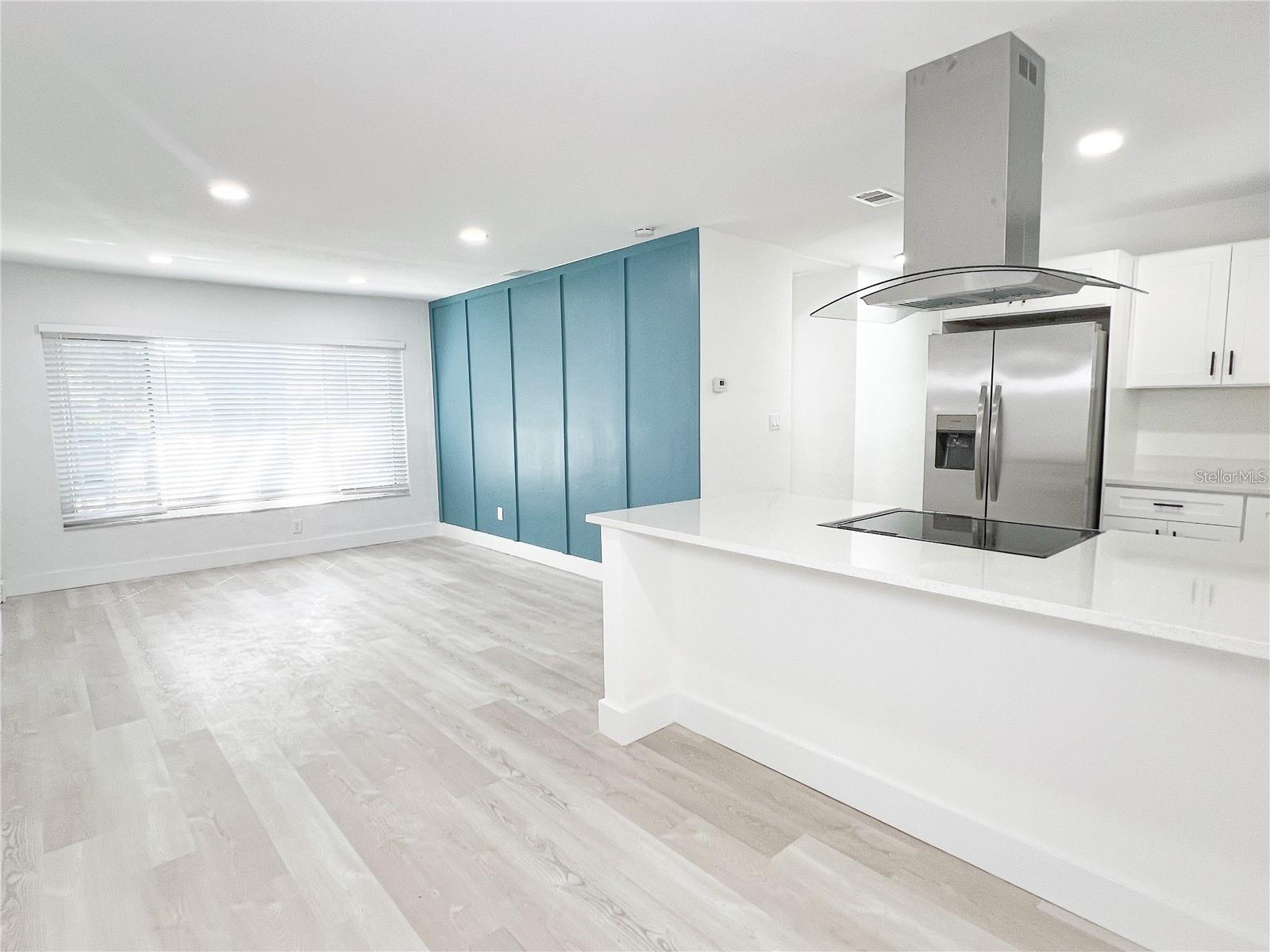 Image 9 of 25 For 1757 Tyrone Boulevard N