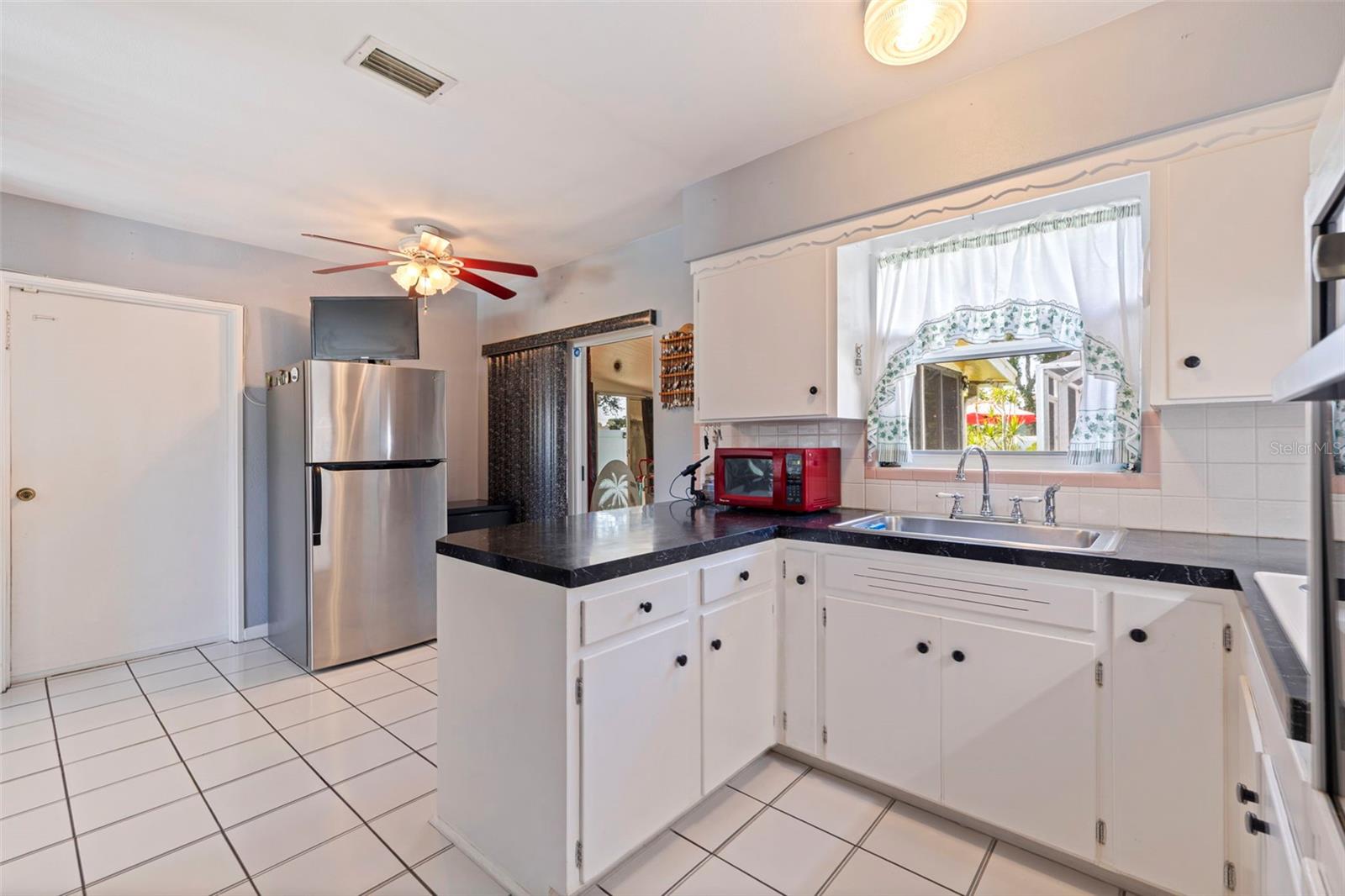 Image 10 of 27 For 4360 82nd Avenue N