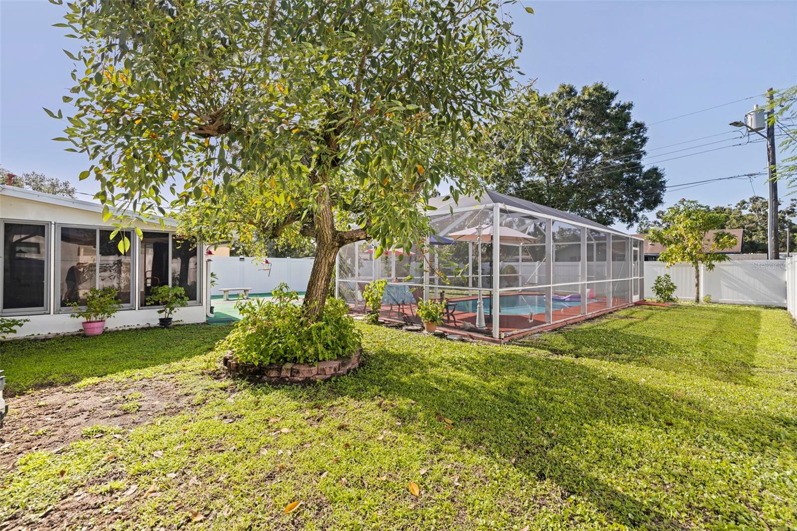 Image 25 of 27 For 4360 82nd Avenue N