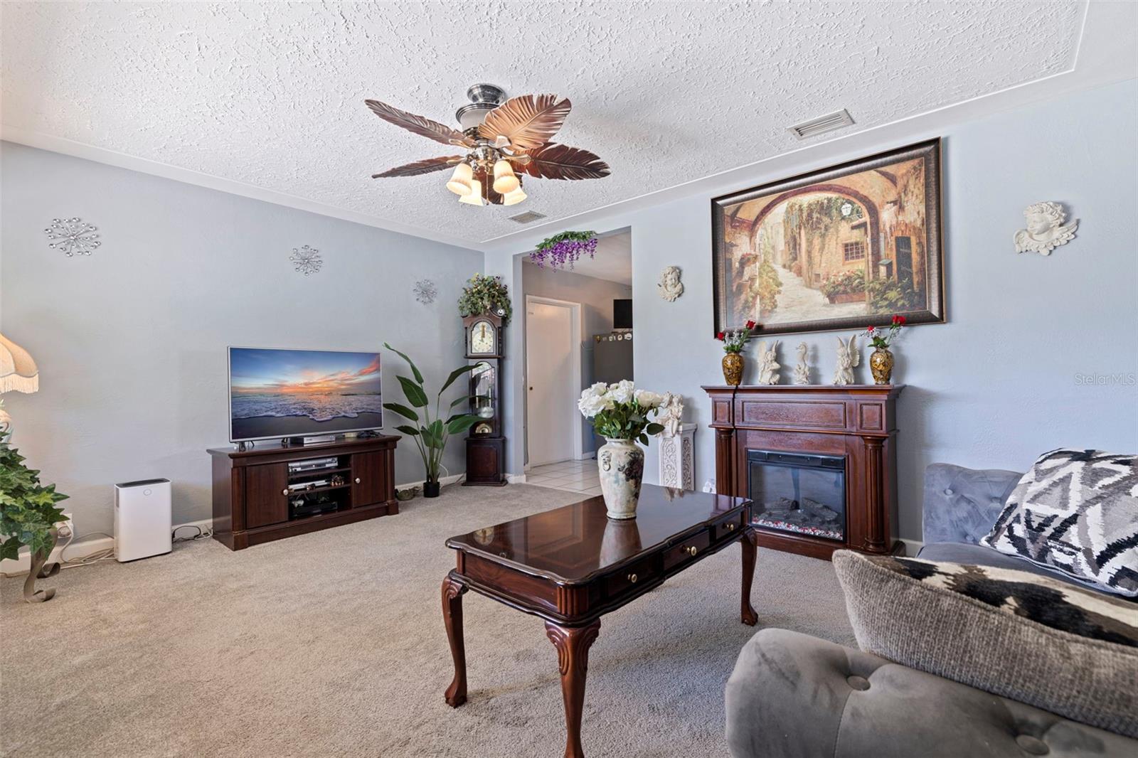 Image 3 of 27 For 4360 82nd Avenue N