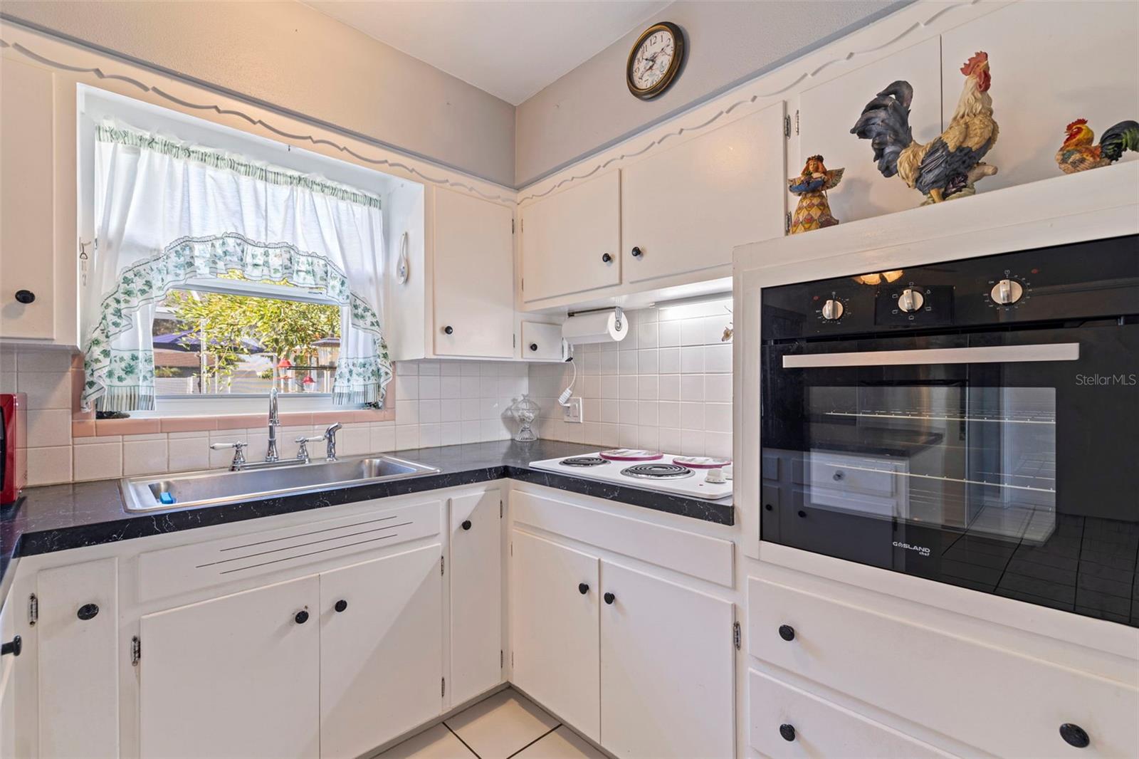 Image 7 of 27 For 4360 82nd Avenue N