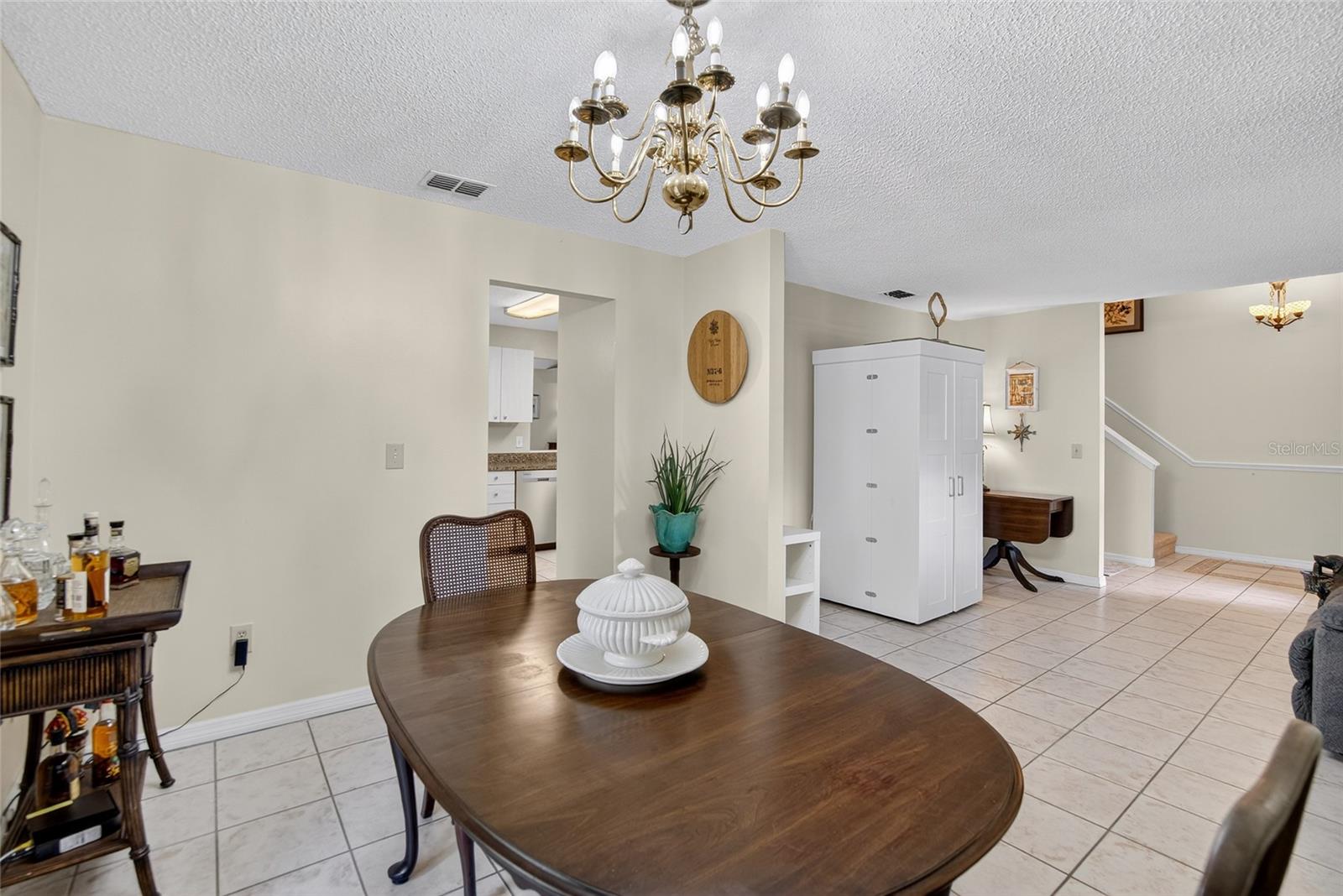 Image 15 of 64 For 1914 Coral Tree Court