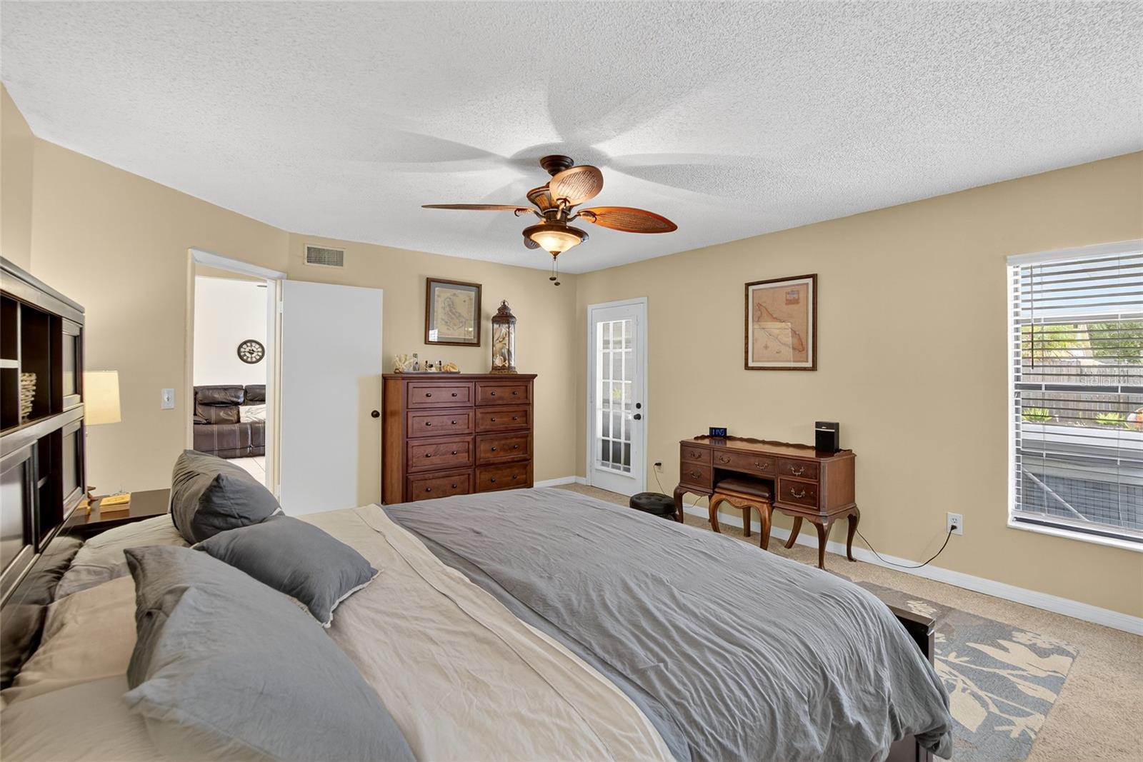 Image 30 of 64 For 1914 Coral Tree Court