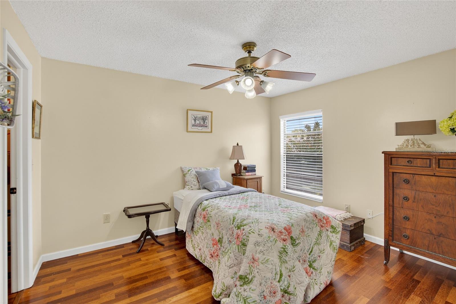 Image 34 of 64 For 1914 Coral Tree Court